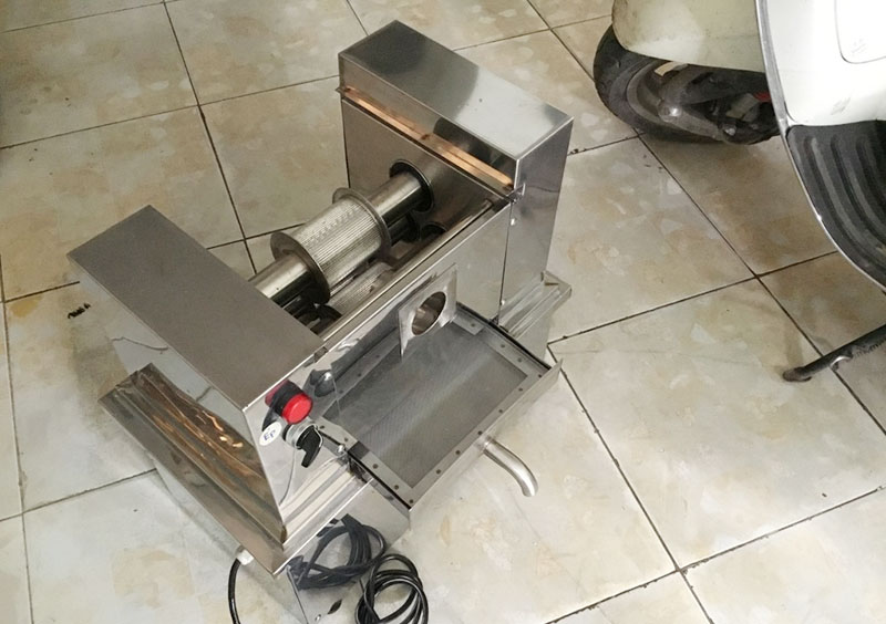 2. máy ép nước mía siêu sạch mini f1_400